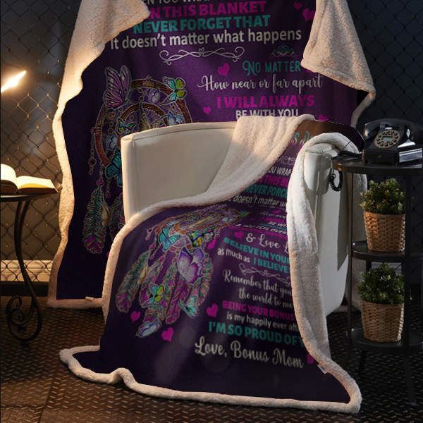 To My Bonus Daughter, I Am So Proud Of You, Love Bonus Mom Blanket